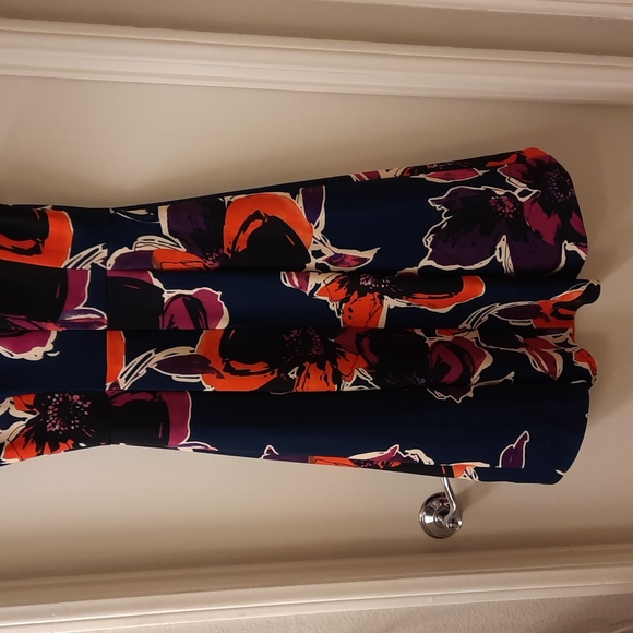 NWT, Trina Turk Fitzgerald Hi-lo Floral Dress - Picture 12 of 17